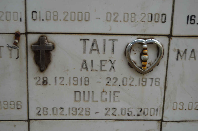 TAIT Alex 1918-1976 & Dulcie 1926-2001