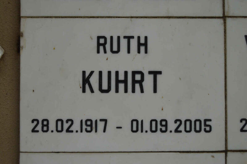 KUHRT Ruth 1917-2005