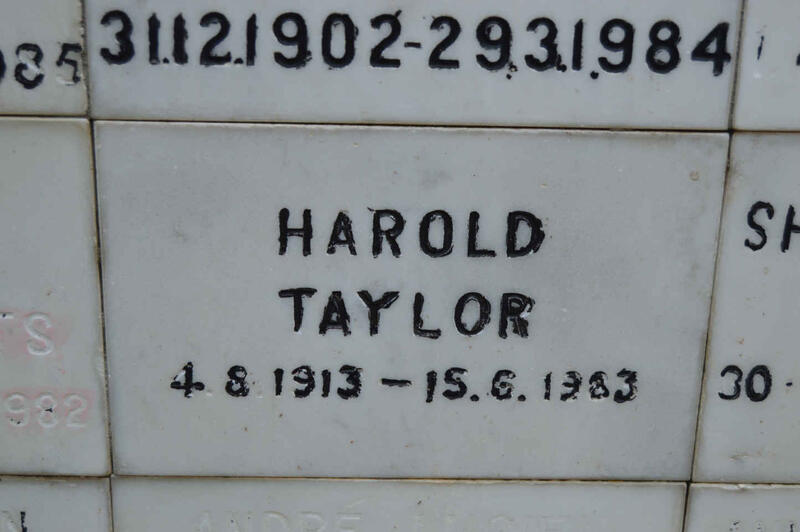 TAYLOR Harold 1913-1983