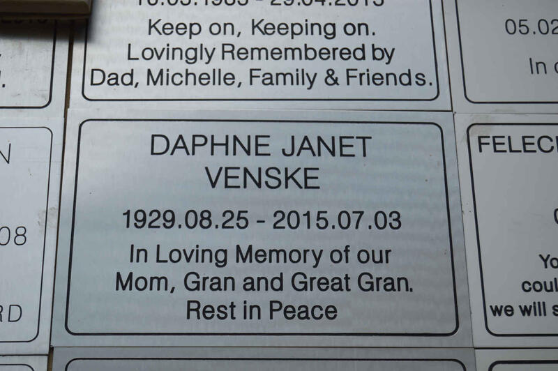 VENSKE Daphne Janet 1929-2015