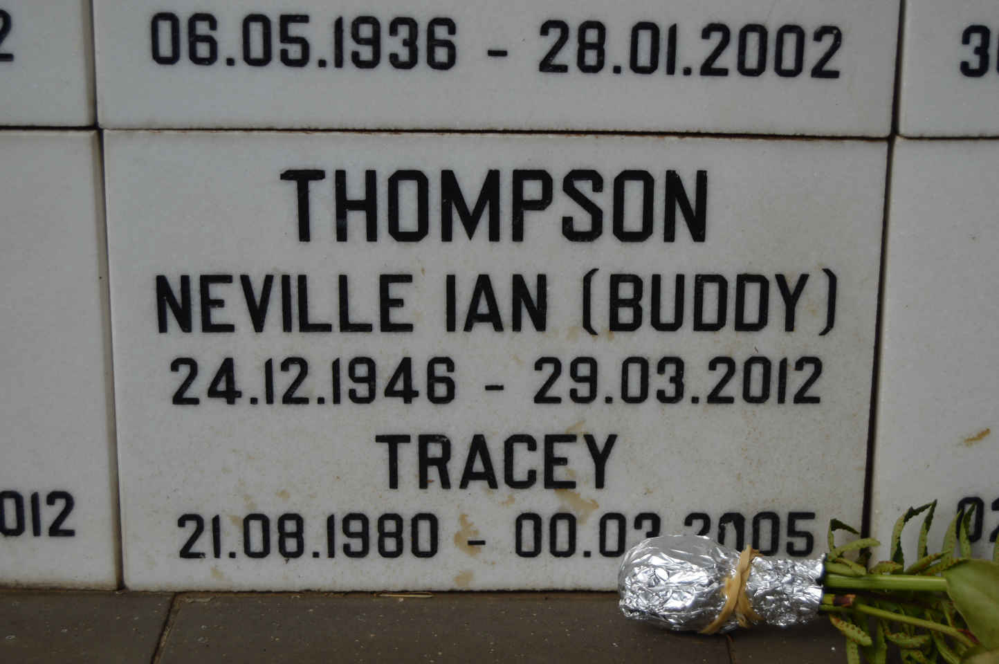 THOMPSON Neville Ian 1946-2012 :: THOMPSON Tracey 1980-2005