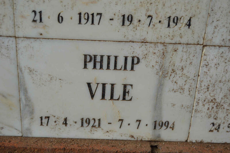 VILE Philip 1921-1994