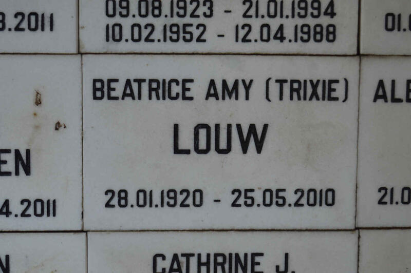LOUW Beatrice Amy 1920-2010