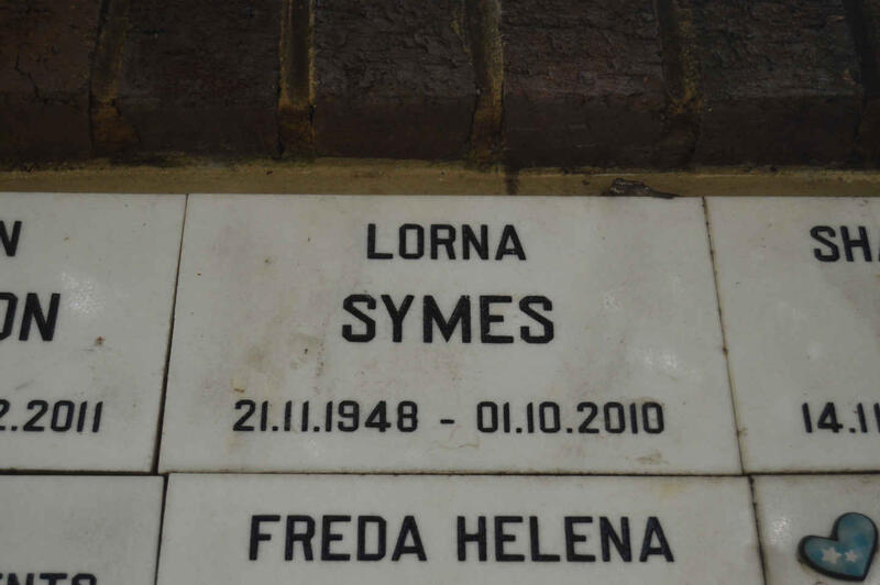 SYMES Lorna 1948-2010