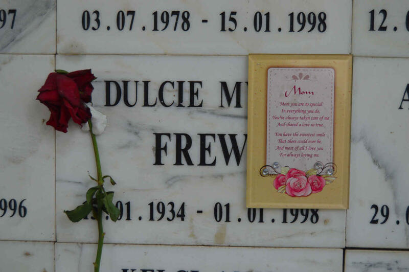 FREW Dulcie 1934-1998