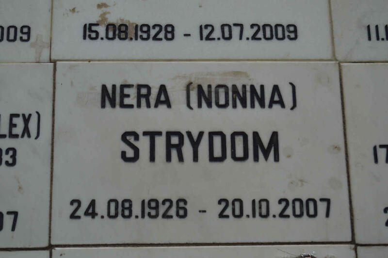STRYDOM Nera 1926-2007