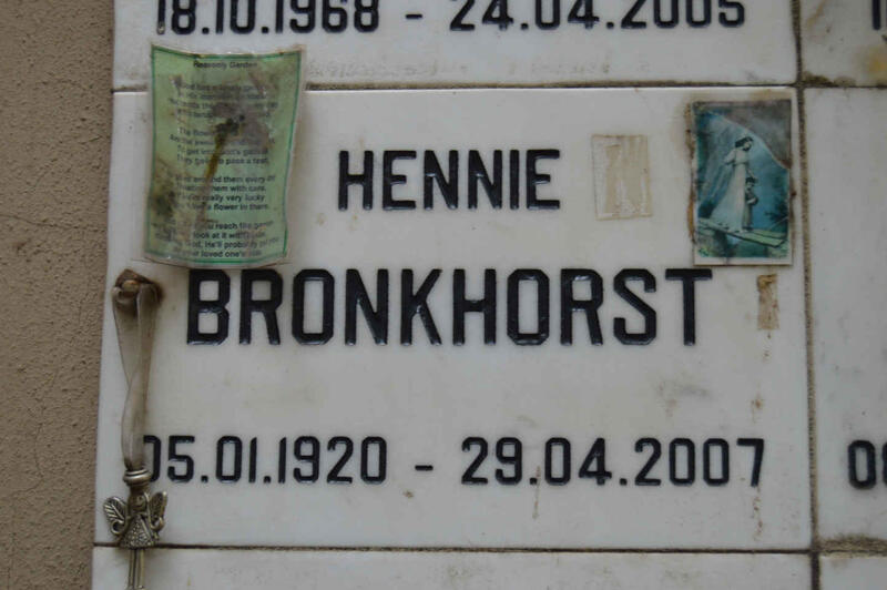 BRONKHORST Hennie 1920-2007