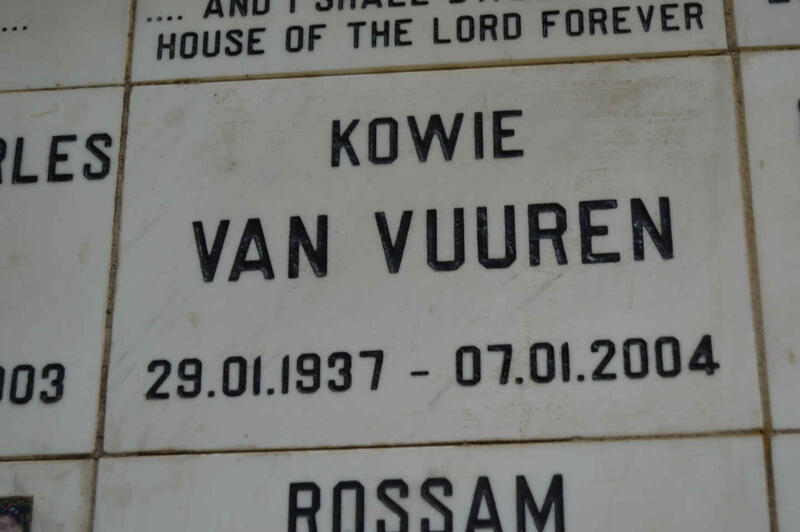 VUUREN Kowie, van 1937-2004