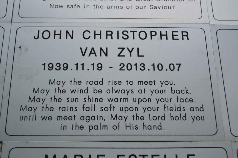 ZYL John Christopher, van 1939-2013