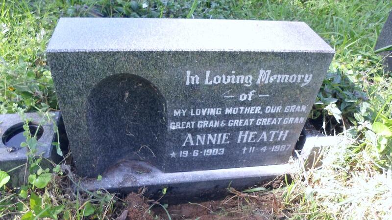 HEATH Annie 1903-1987
