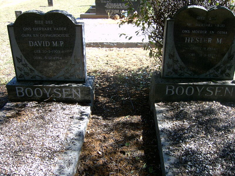 BOOYSEN David M.P. 1909-1994 & Hester M. BOOYSEN 1904-1973