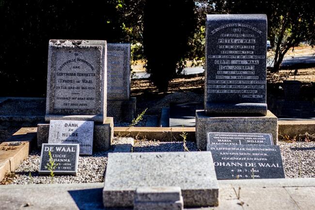 1. Overview of some of the DE WAAL graves