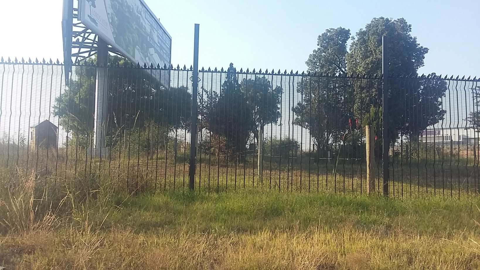 06. Cemetery fenced in - 2017