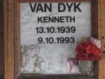 DYK Kenneth, van 1939-1993