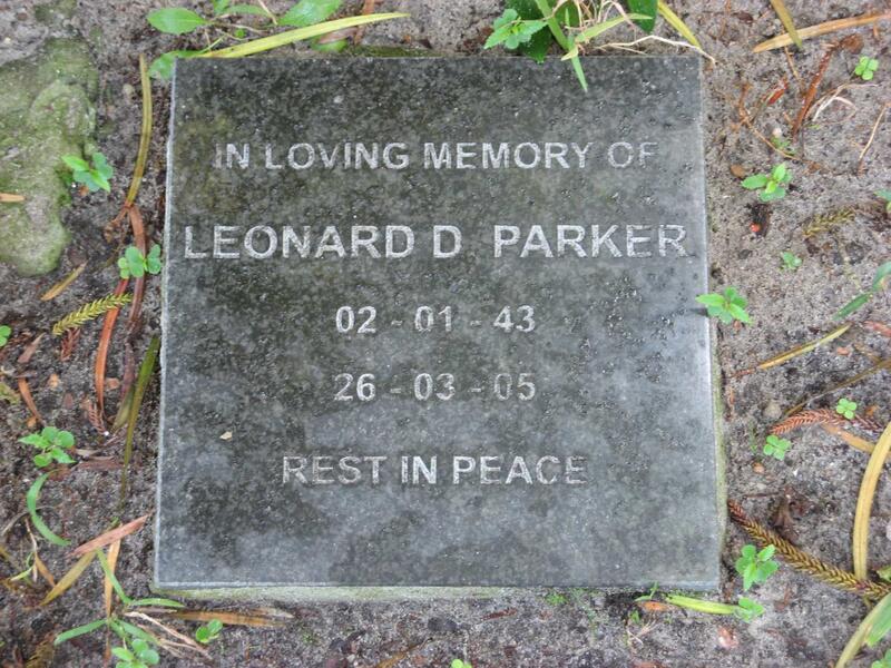 PARKER Leonard D. 1943-2005