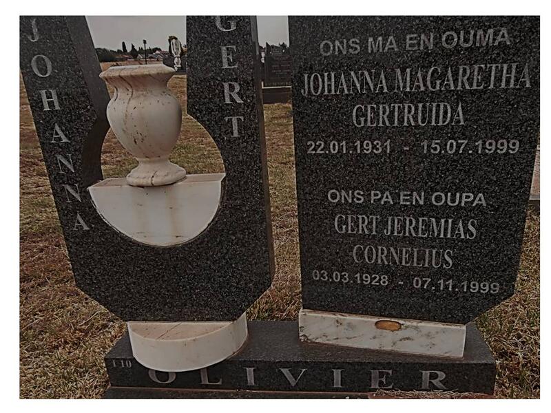 OLIVIER Gert Jeremias Cornelius 1928-1999 & Johanna Magaretha Gertruida 1931-1999