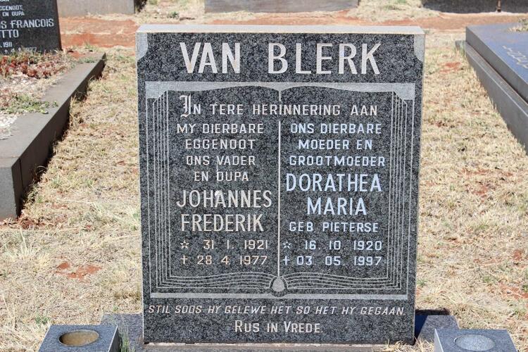 BLERK Johannes Frederik, van 1921-1977 & Dorothea Maria PIETERSE 1920-1997