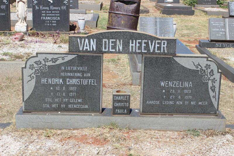 HEEVER Hendrik Christoffel, van den 1922-1977 & Wenzelina 1923-1979