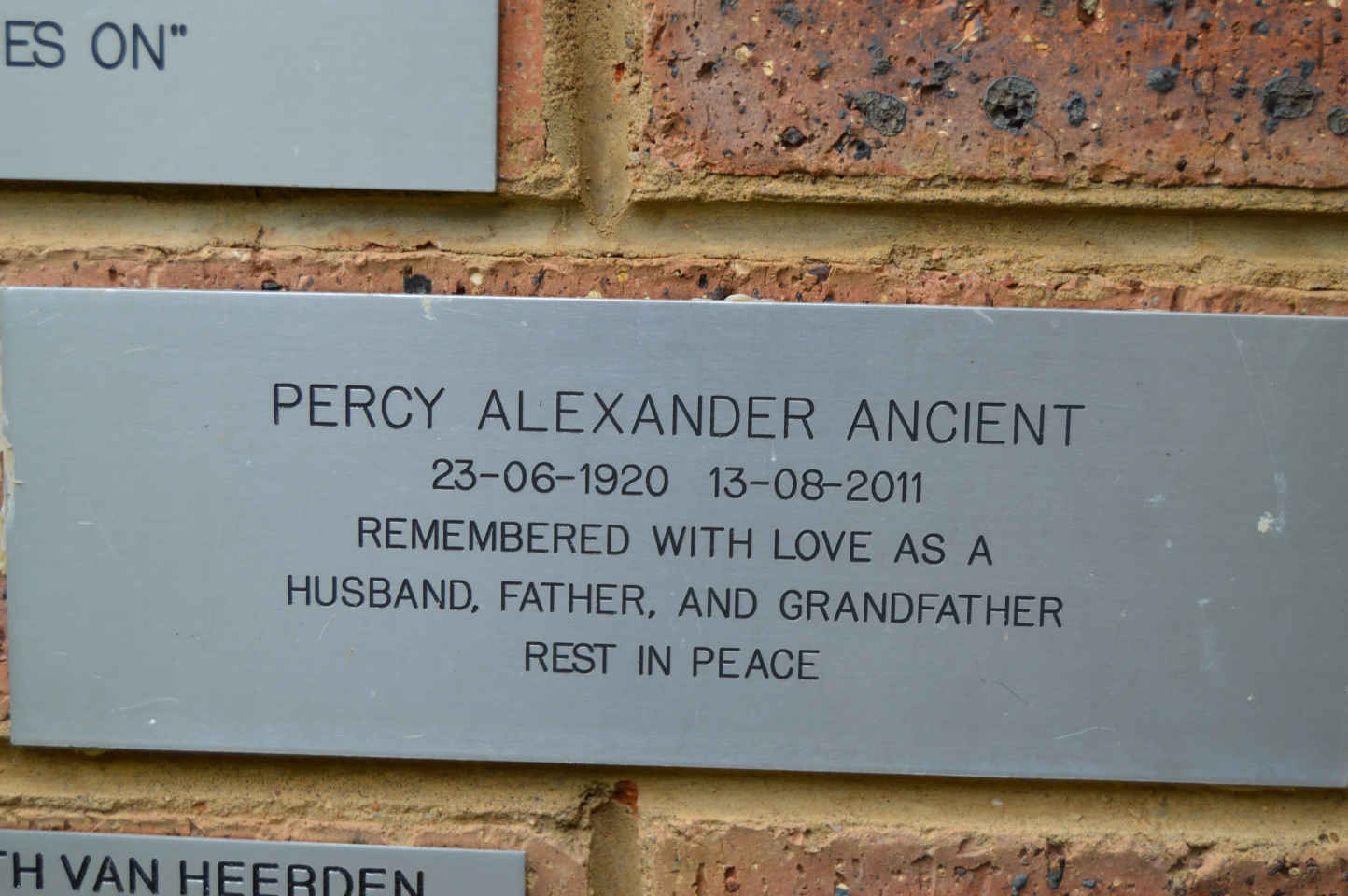 ANCIENT Percy Alexander 1920-2011