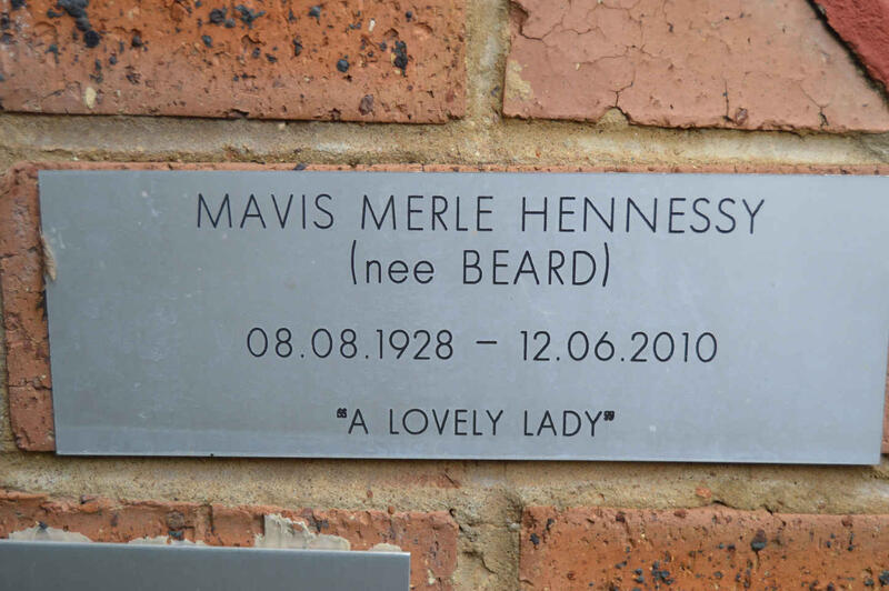 HENNESSY Mavis Merle nee BEARD 1928-2010