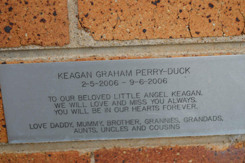 DUCK Keagan Graham, PERRY 2006-2006