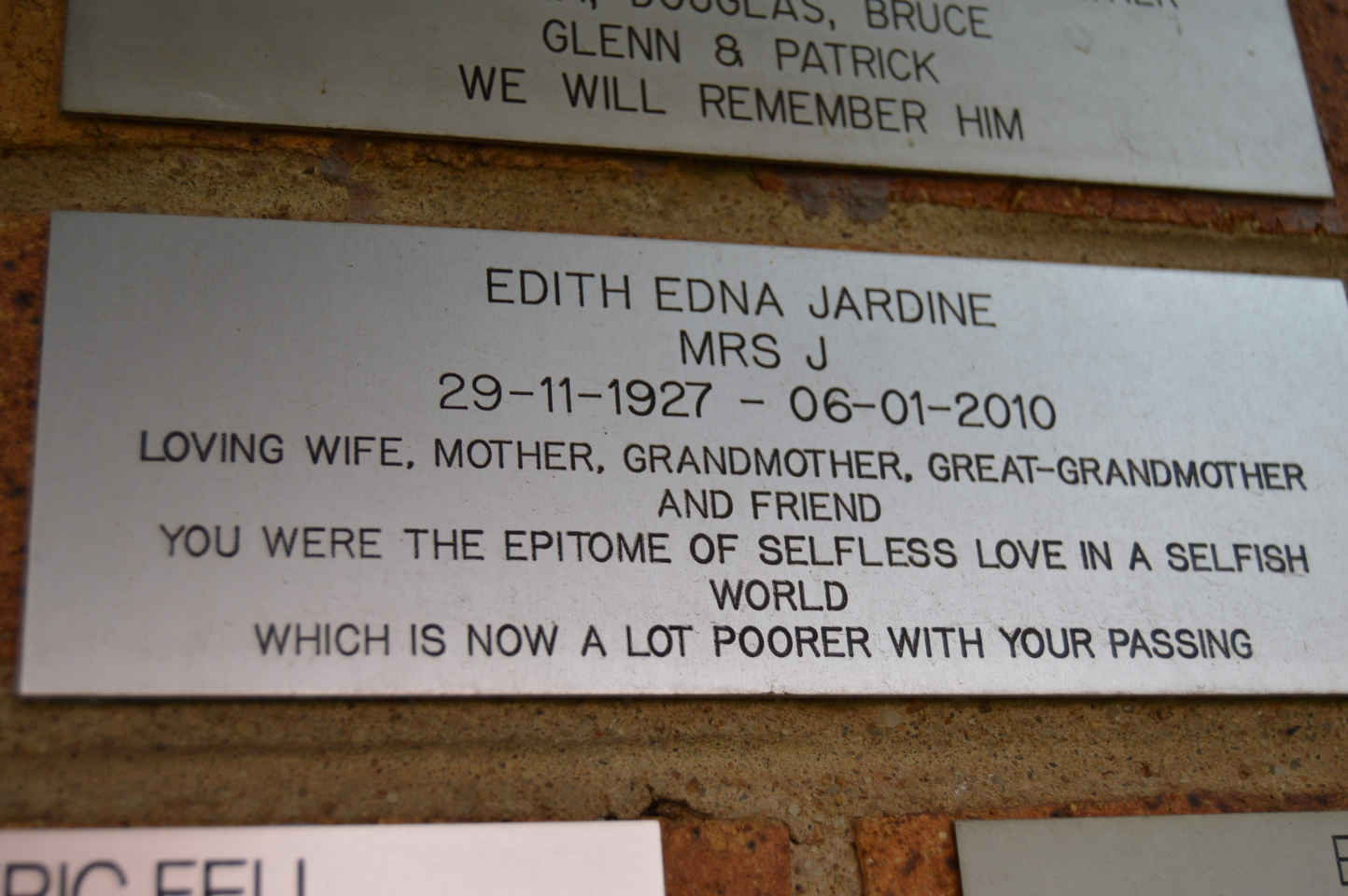 JARDINE Edith Edna 1927-2010