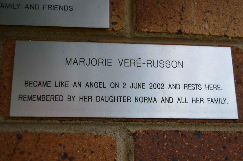 RUSSON Marjorie, VERÉ -2002