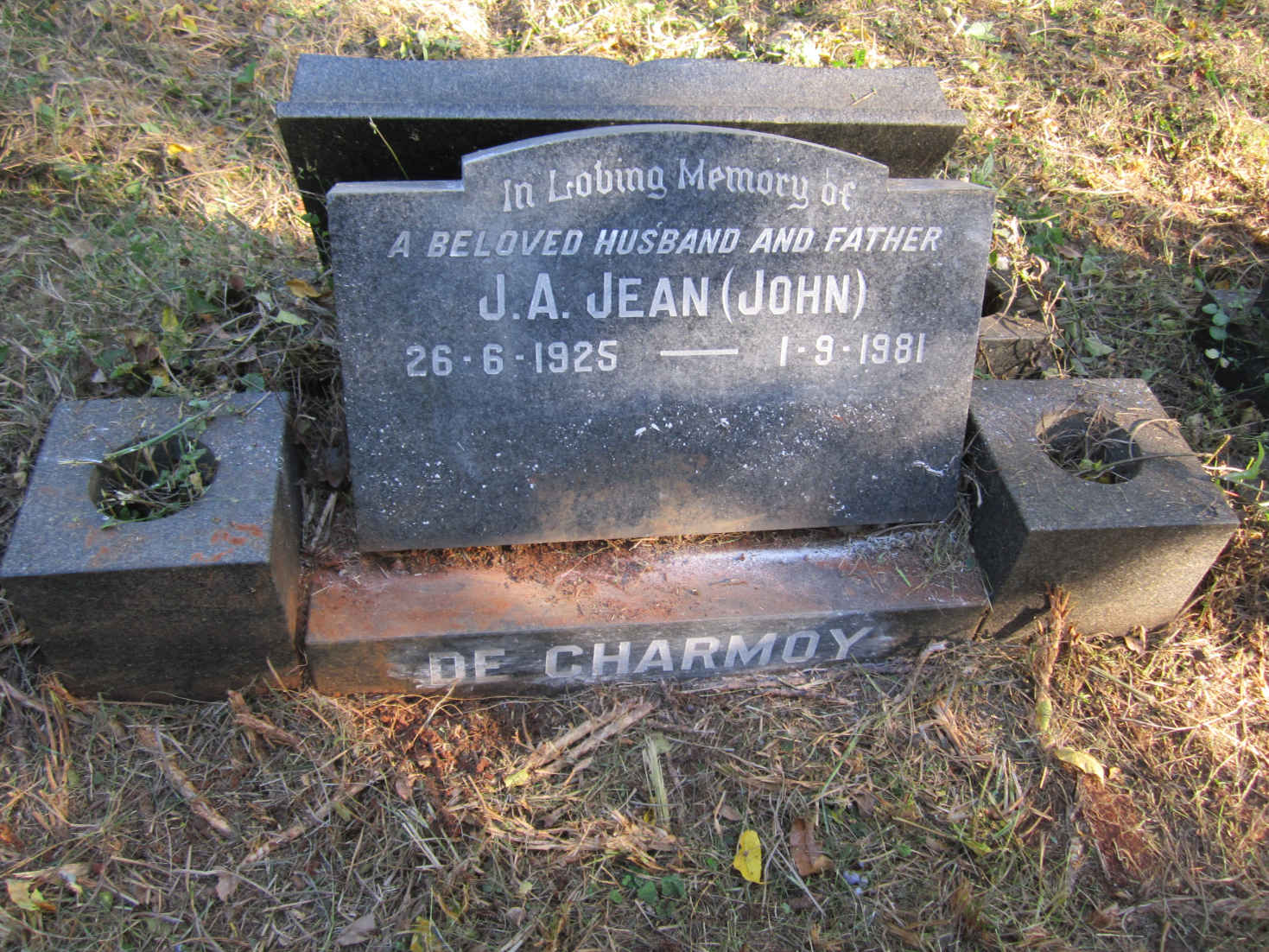 CHARMOY Joseph Augustin Jean, de 1925-1981