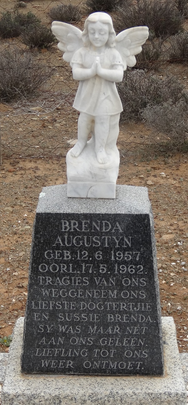 AUGUSTYN Brenda 1957-1962