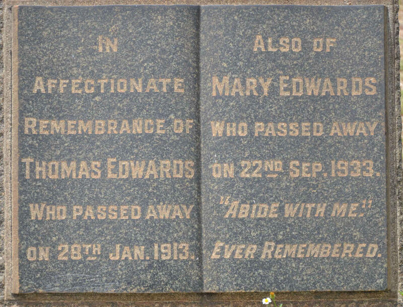 EDWARDS Thomas -1913 & Mary -1933