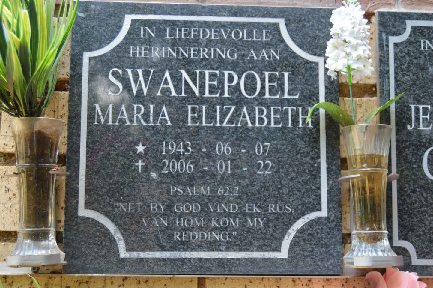 SWANEPOEL Maria Elizabeth 1943-2006