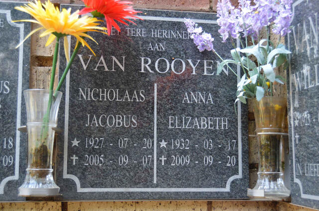 ROOYEN Nicholaas Jacobus, van 1927-2005 & Anna Elizabeth 1932-2009