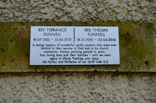 FUNNELL Terrance 1923-2013 & Iris Thelma 1929-2014