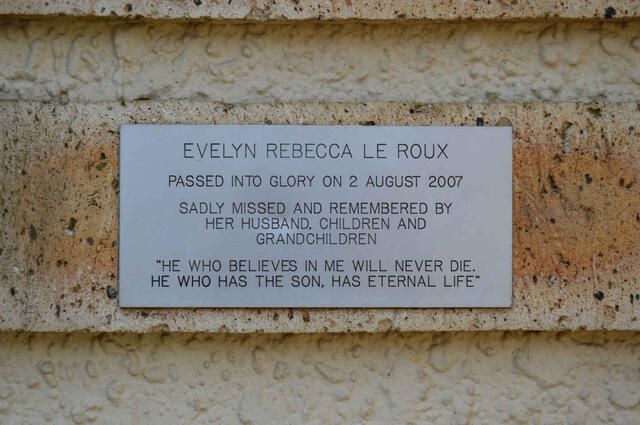 ROUX Evelyn Rebecca, le  -2007