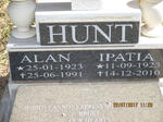 HUNT Alan 1923-1991 & Ipatia 1923-2010