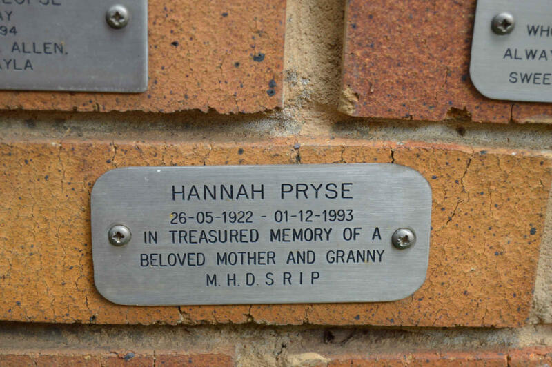 PRYSE Hannah 1922-1993