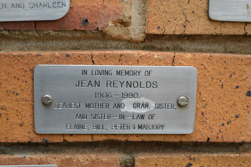 REYNOLDS Jean 1906-1990