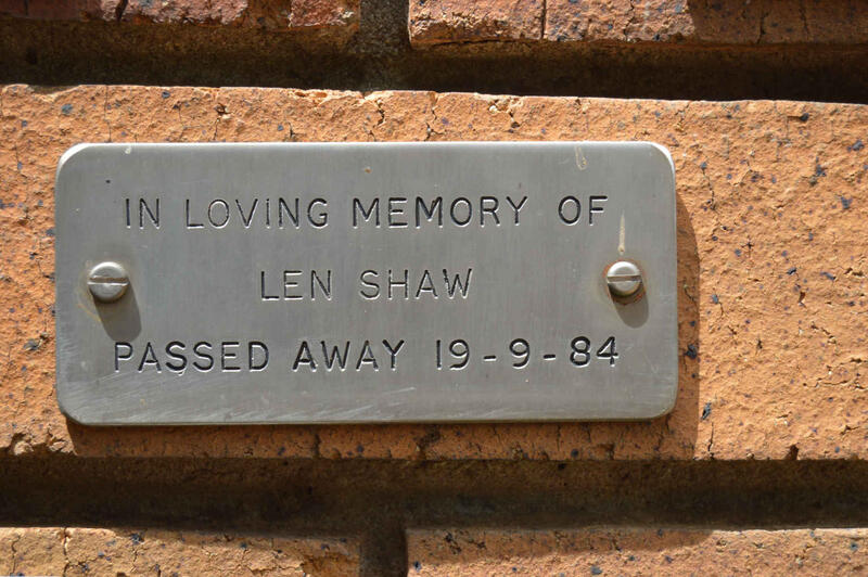SHAW Len -1984