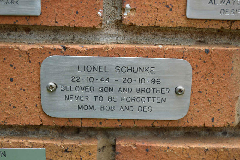 SCHUNKE Lionel 1944-1996