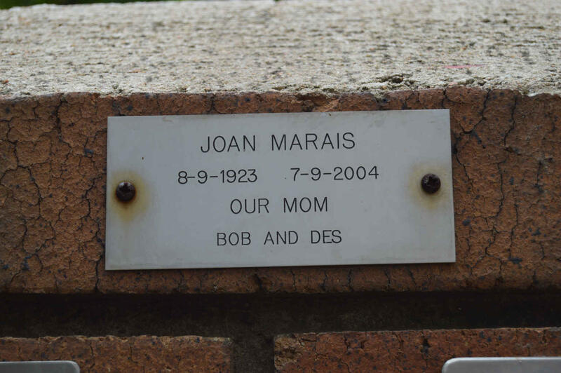 MARAIS Joan 1923-2004