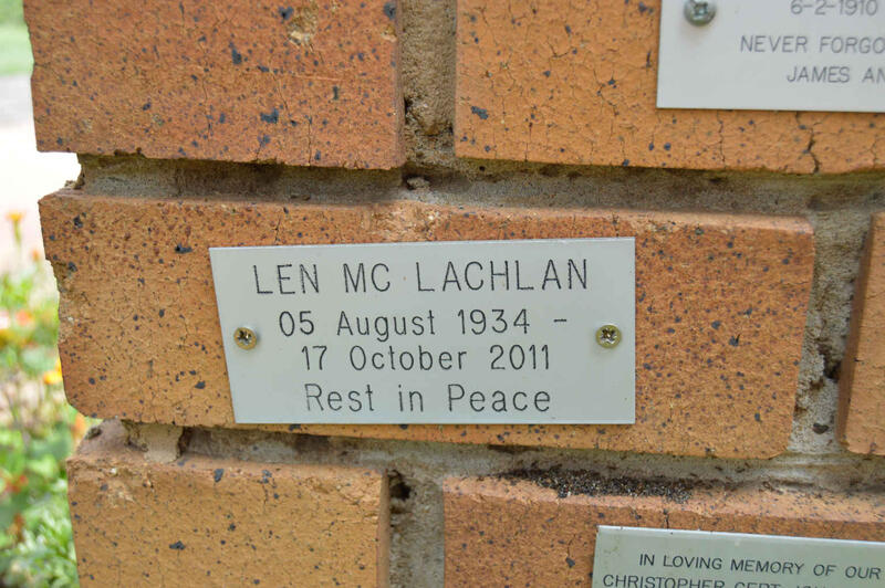 McLACHLAN Len 1934-2011