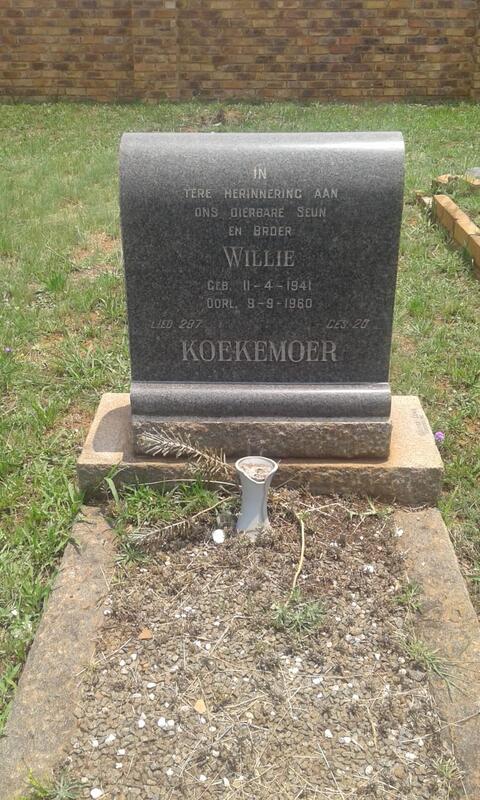KOEKEMOER Willie 1941-1960