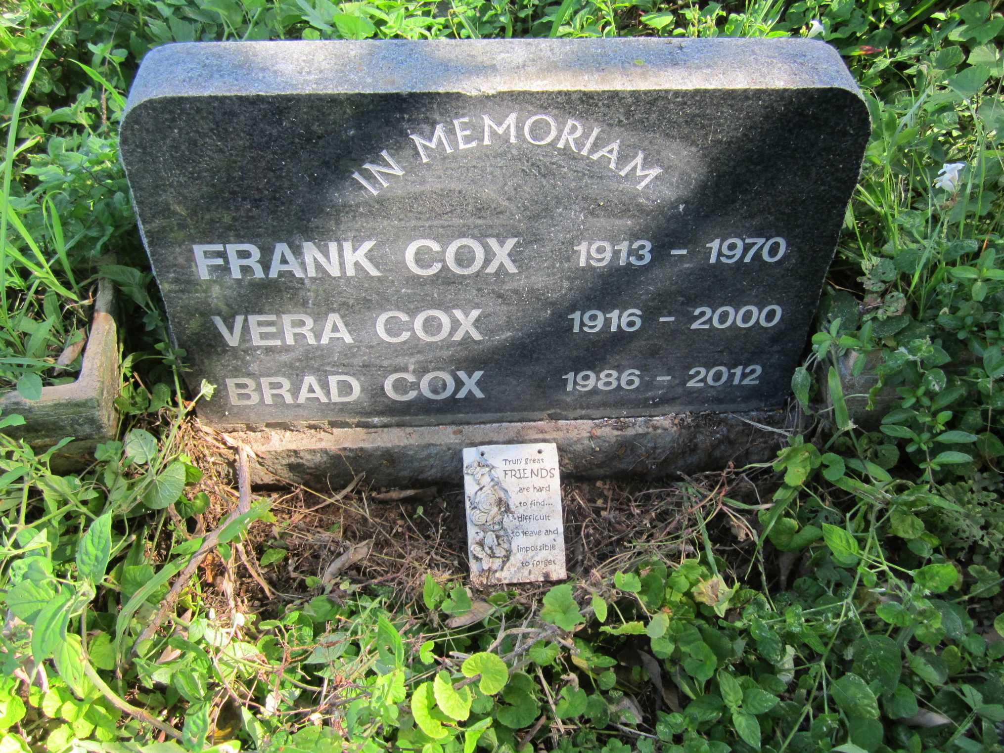 COX Frank 1913-1970 :: COX Vera 1916-2000 :: COX Brad 1986-2012