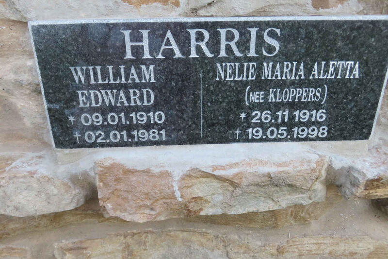 HARRIS William Edward 1910-1981 & Nelie Maria Aletta KLOPPERS 1916-1998