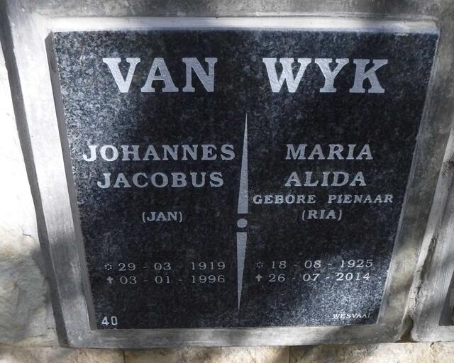 WYK Johannes Jacobus, van 1919-1996 & Maria Alida PIENAAR 1925-2014