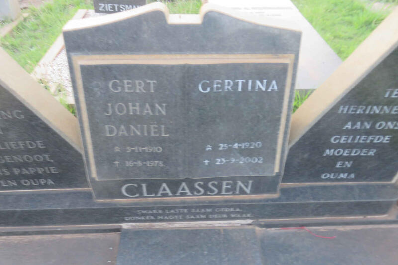 CLAASSEN Gert Johan Daniel 1910-197? & Gertina 1920-2002