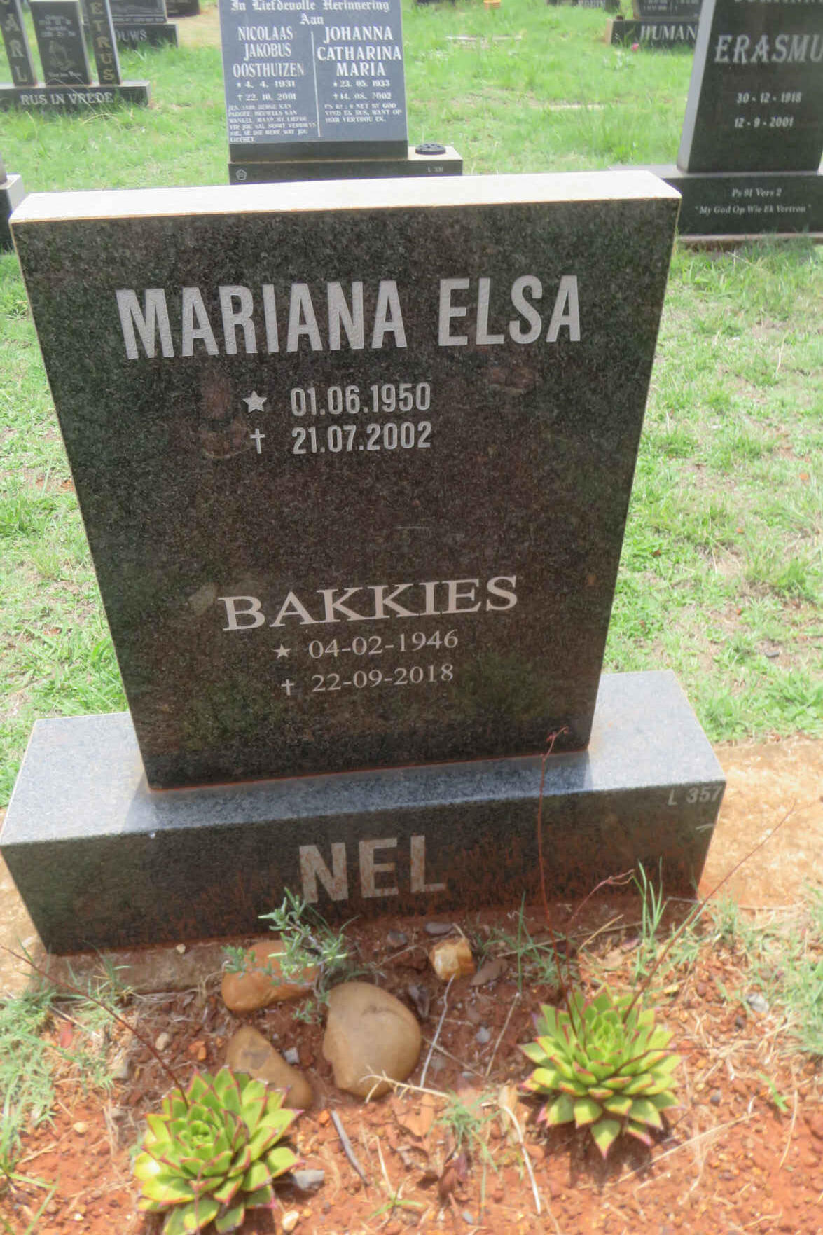 NEL Bakkies 1946-2018 & Mariana Elsa 1950-2002