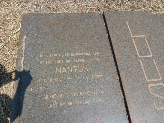 LUUS Nantus 1917-1990 & Anna 1922-