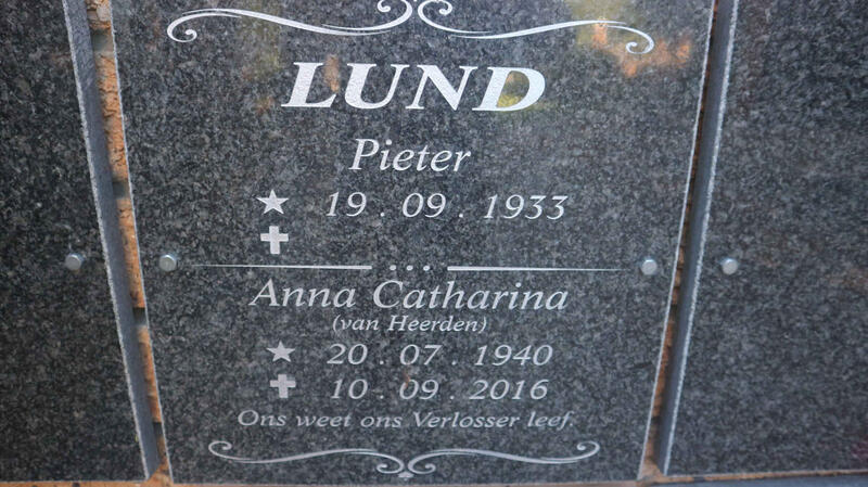 LUND Pieter 1933- & Anna Catharina VAN HEERDEN 1940-2016