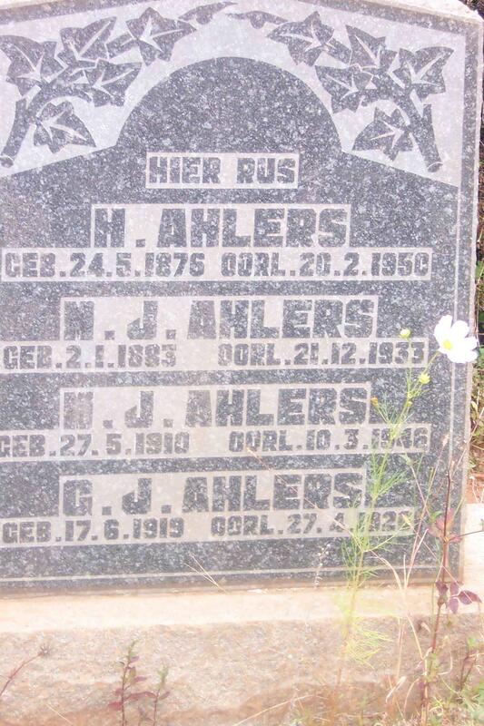 AHLERS H. 1875-1950 :: AHLERS M.J. 1883-1933 :: AHLERS M.J. 1910-1946 :: AHLERS G.J. 1919-1926